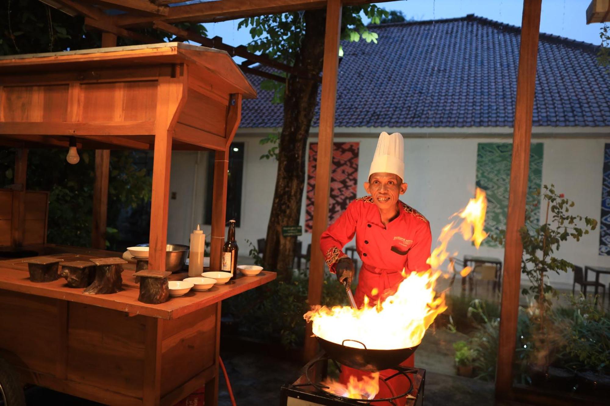 Metland Hotel Cirebon Extérieur photo