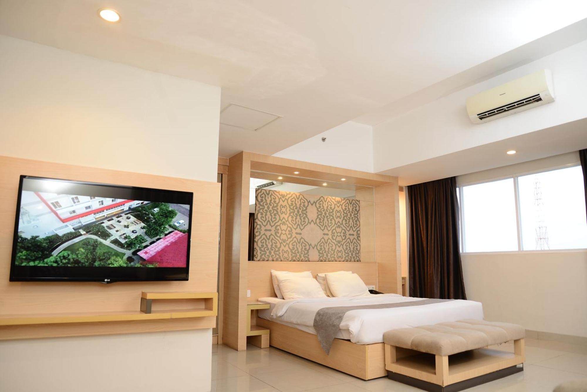 Metland Hotel Cirebon Extérieur photo