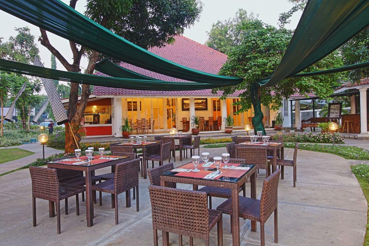 Metland Hotel Cirebon Extérieur photo